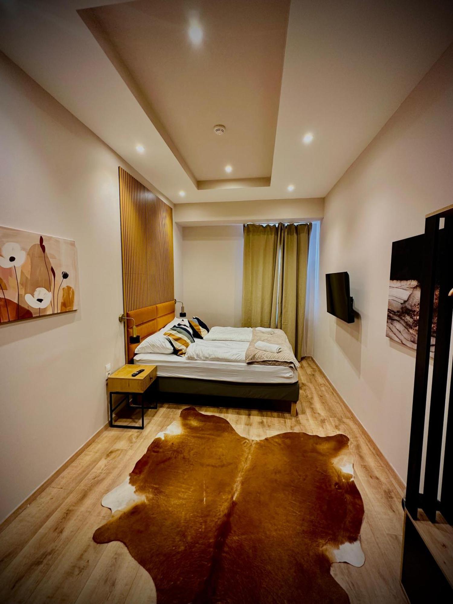 Wiener Stadthalle Boutique - Ideal For Couples Vienne