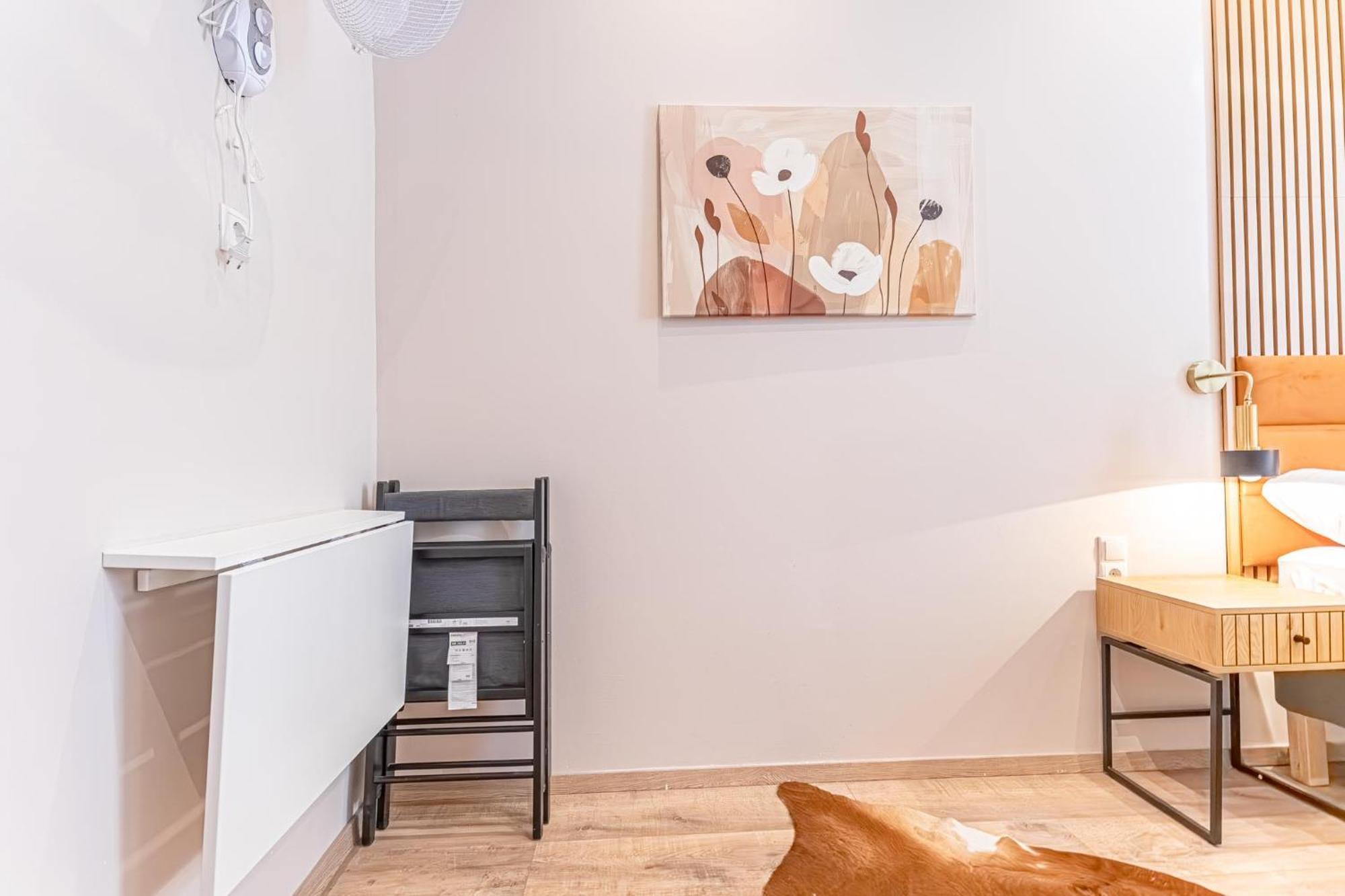 Appartement Wiener Stadthalle Boutique - Ideal For Couples Vienne